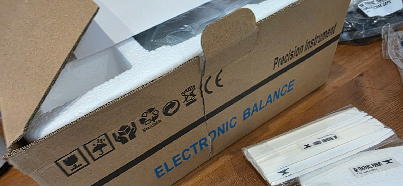 Precision balance